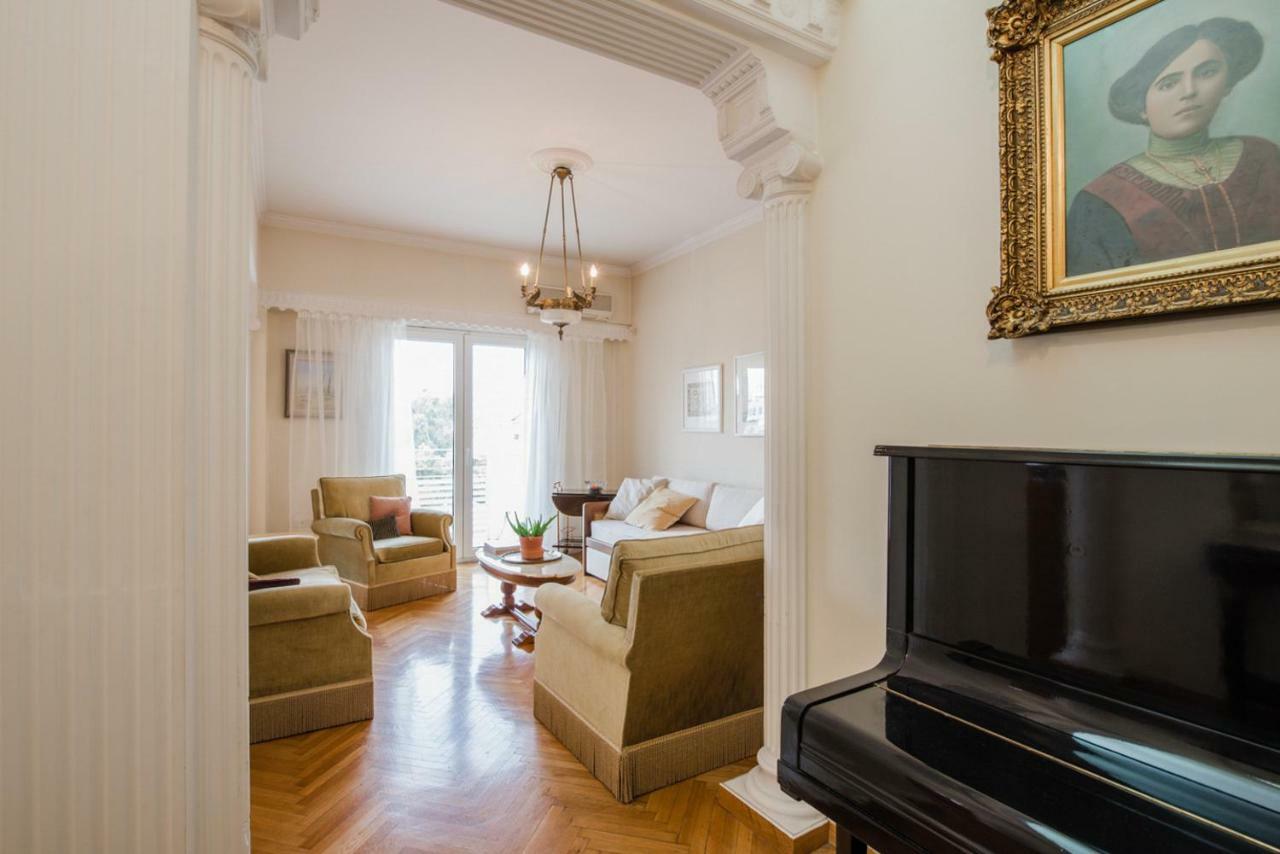 Retro Apartment At Trendy Exarcheia Афіни Екстер'єр фото